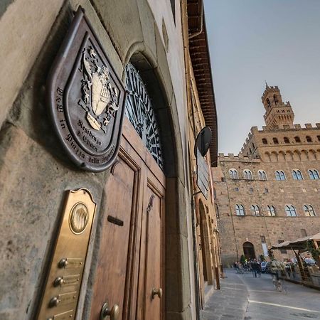 Residenza D'Epoca In Piazza Della Signoria Bed & Breakfast Firenze Bagian luar foto