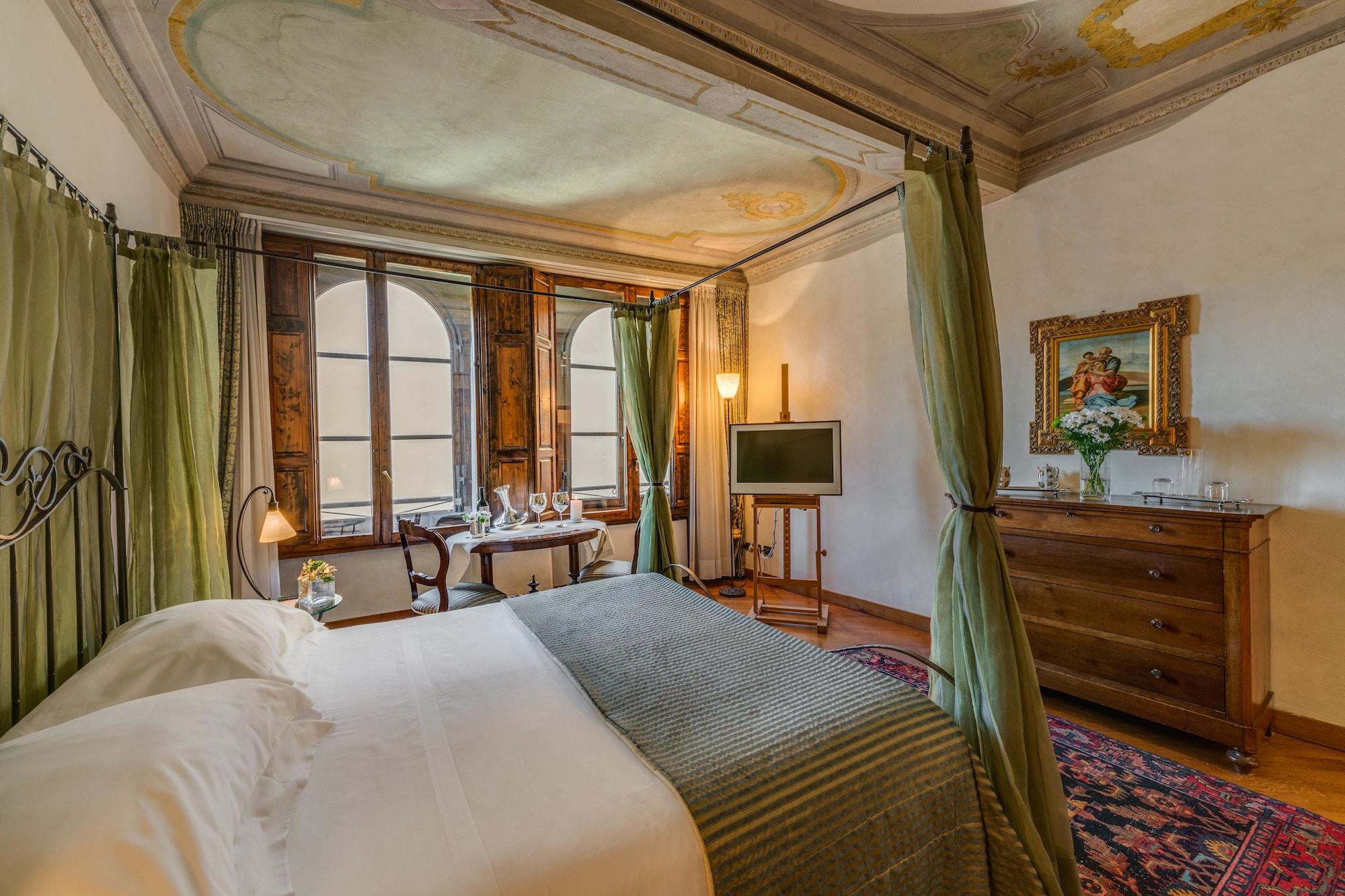 Residenza D'Epoca In Piazza Della Signoria Bed & Breakfast Firenze Bagian luar foto