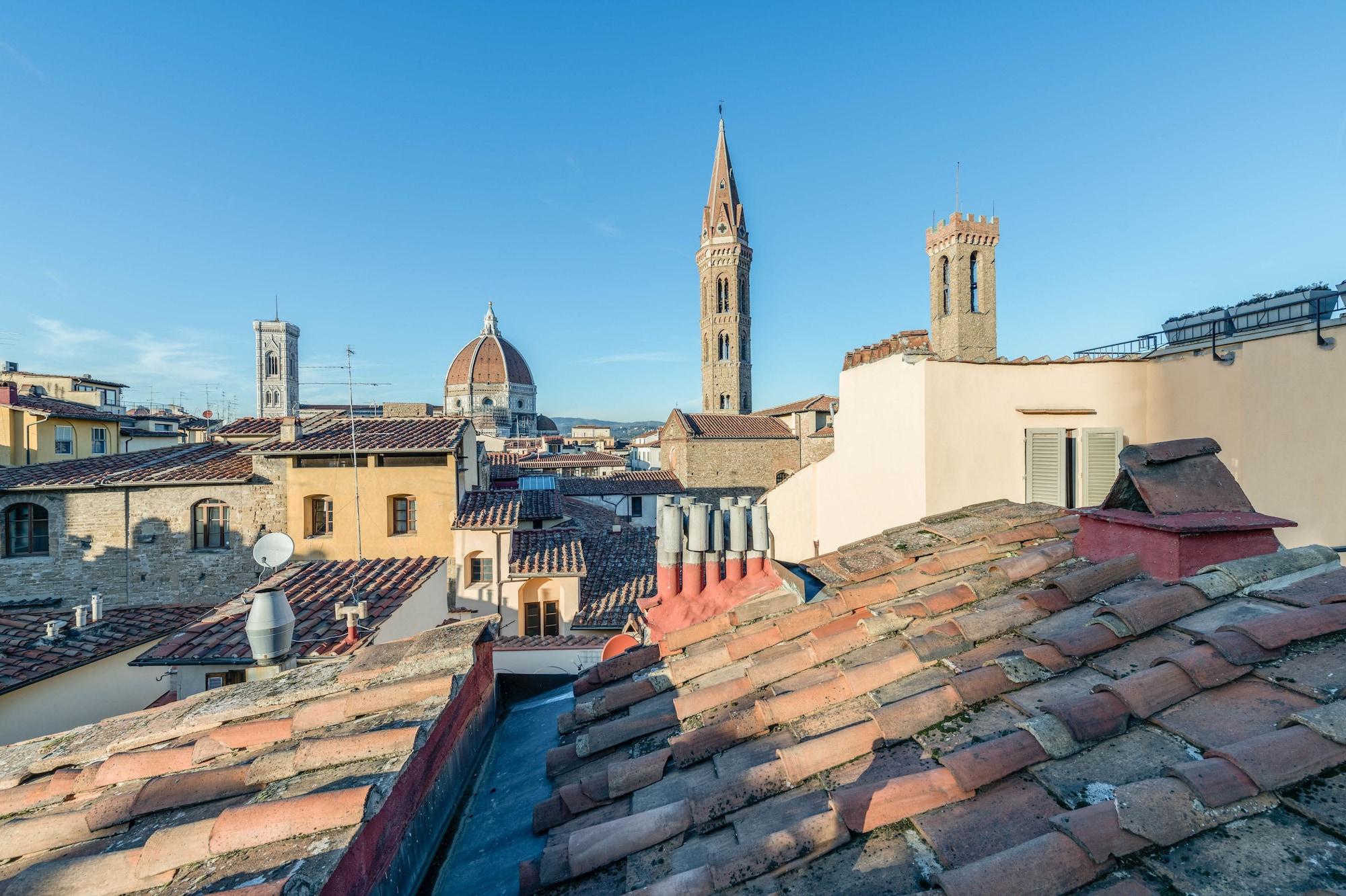 Residenza D'Epoca In Piazza Della Signoria Bed & Breakfast Firenze Bagian luar foto