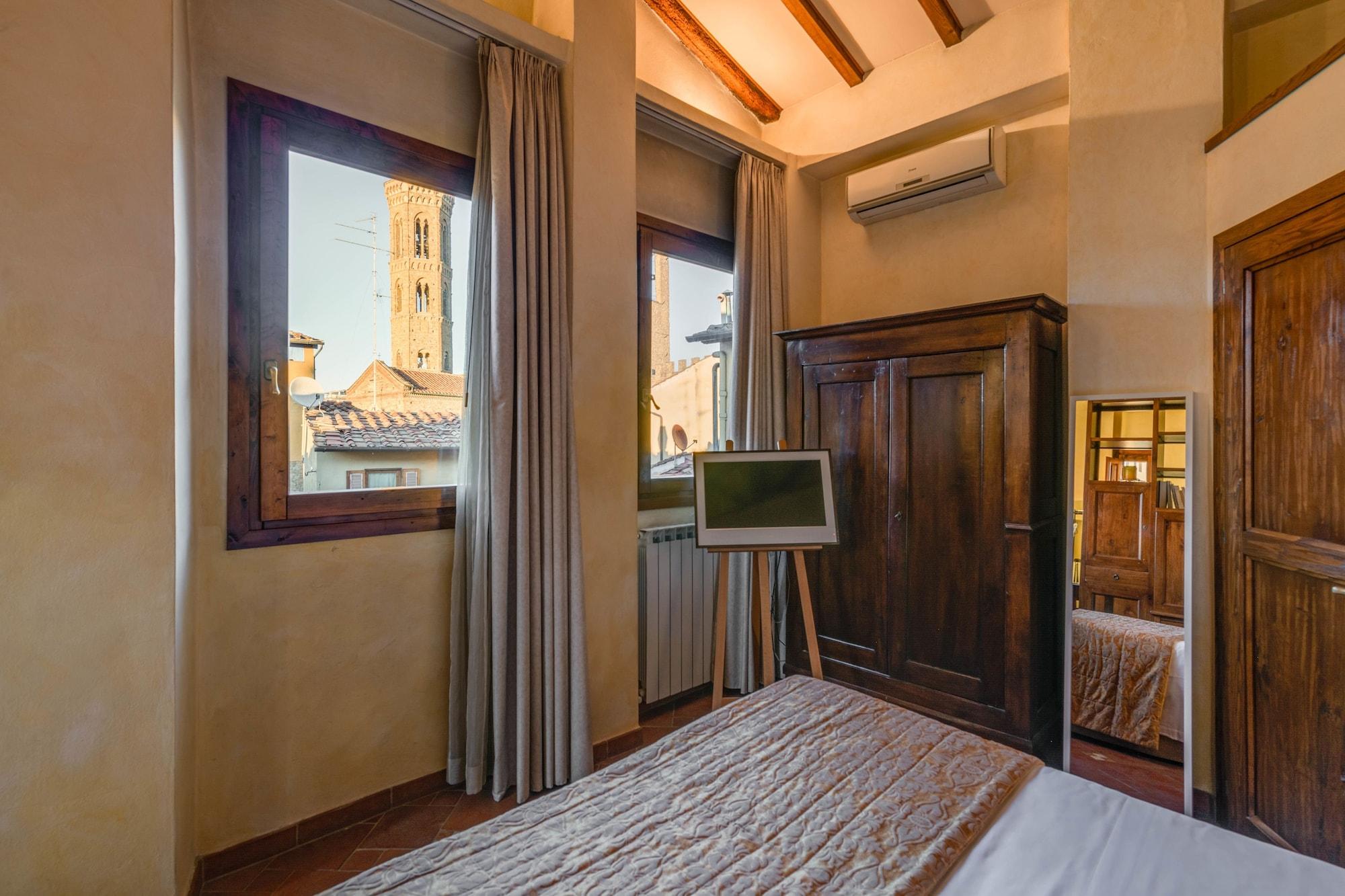 Residenza D'Epoca In Piazza Della Signoria Bed & Breakfast Firenze Bagian luar foto