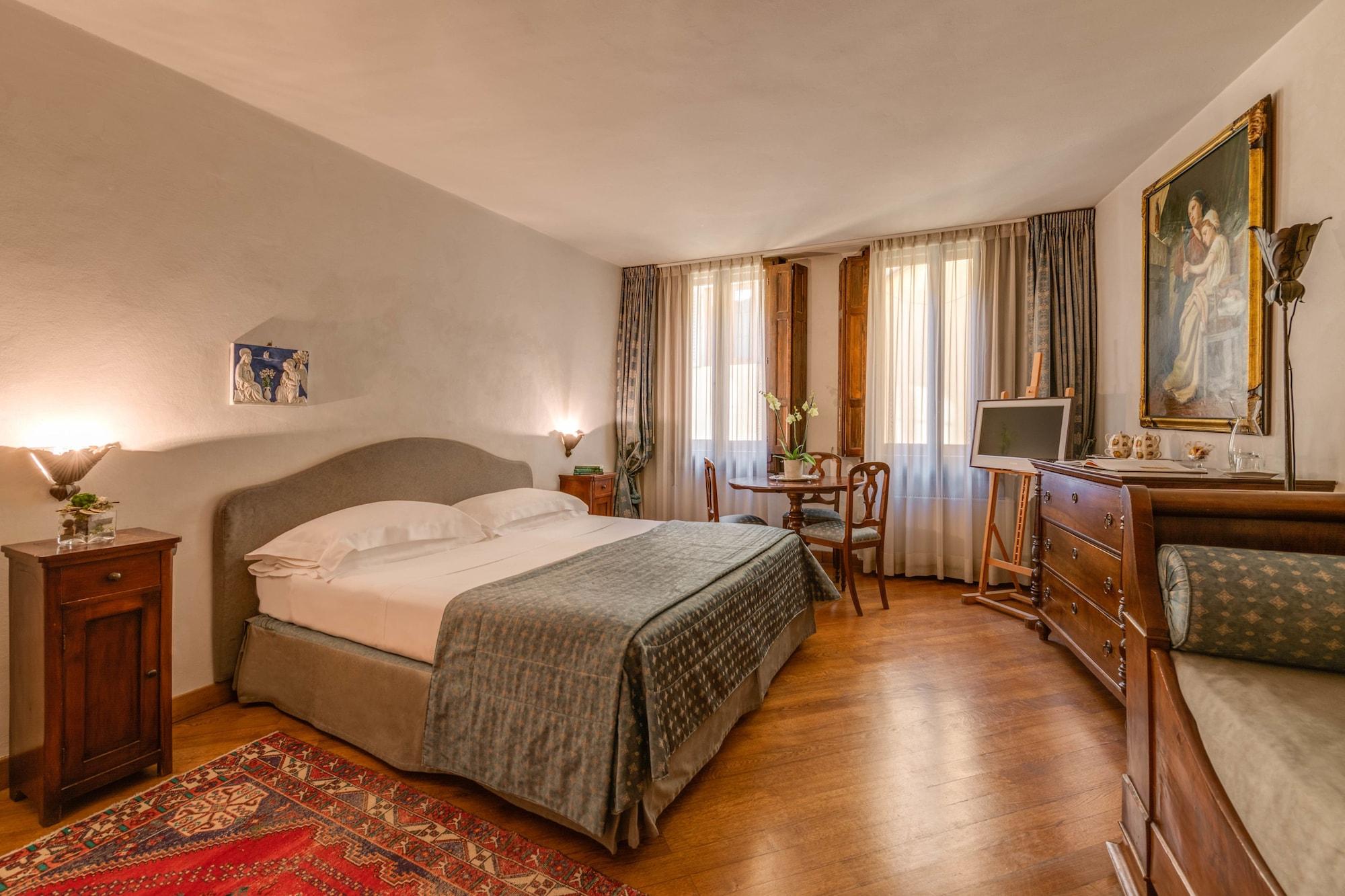 Residenza D'Epoca In Piazza Della Signoria Bed & Breakfast Firenze Bagian luar foto