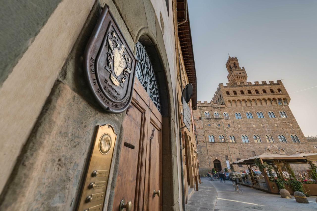 Residenza D'Epoca In Piazza Della Signoria Bed & Breakfast Firenze Bagian luar foto